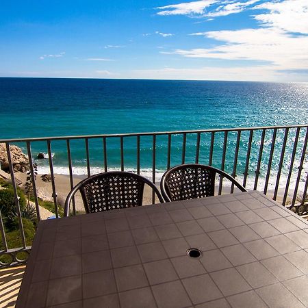 Carabeo 72 Menyber Apartment Нерха Екстериор снимка