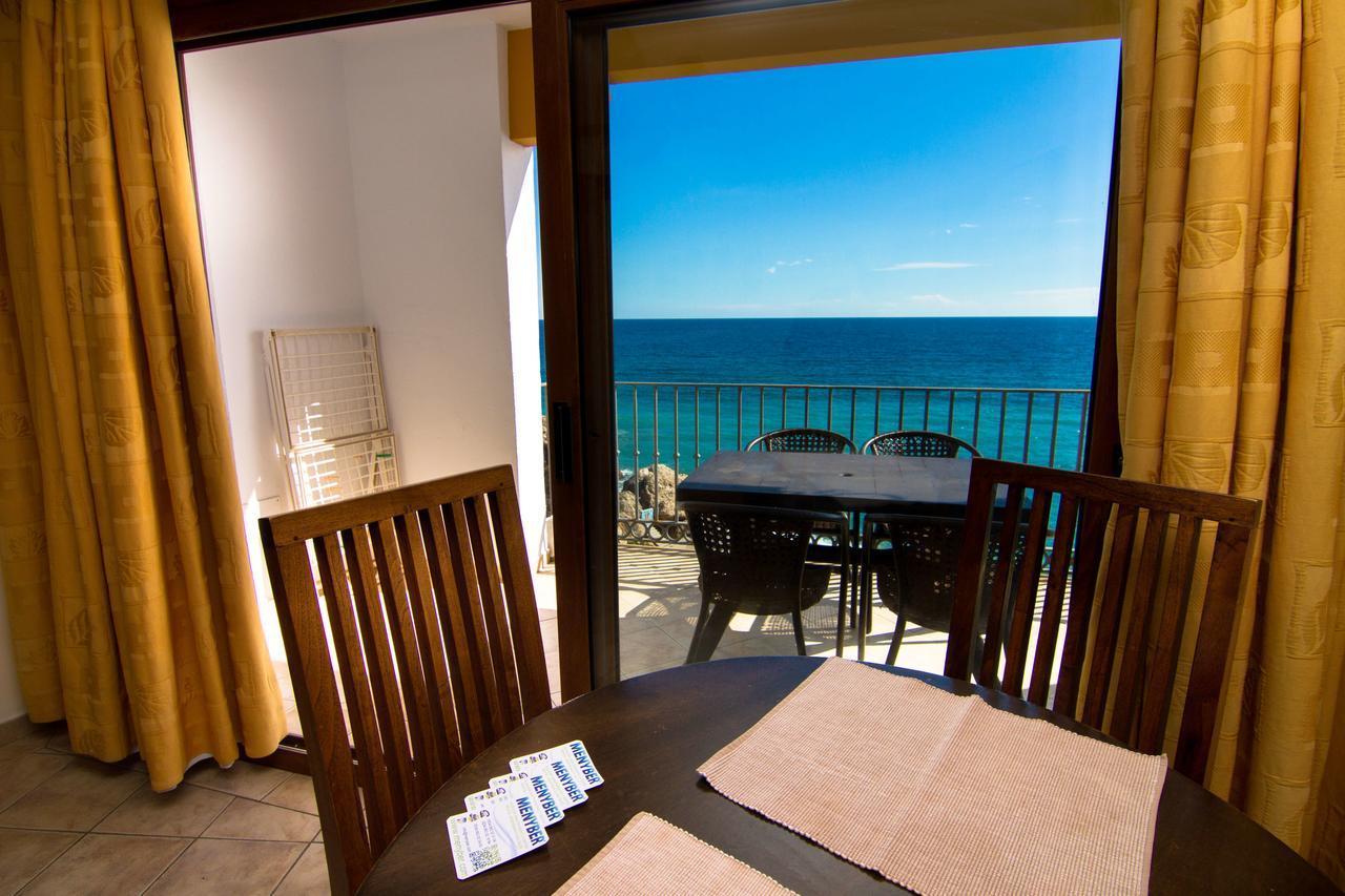 Carabeo 72 Menyber Apartment Нерха Екстериор снимка