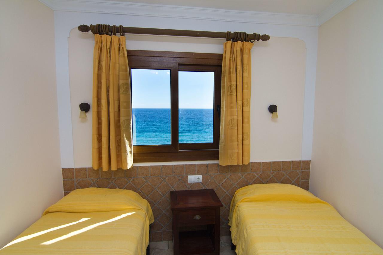 Carabeo 72 Menyber Apartment Нерха Екстериор снимка