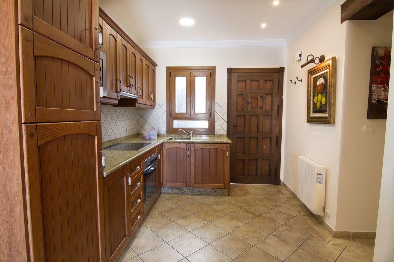 Carabeo 72 Menyber Apartment Нерха Екстериор снимка