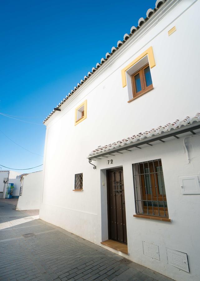 Carabeo 72 Menyber Apartment Нерха Екстериор снимка